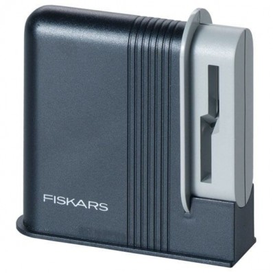 Ніж Fiskars Form (1000812)
