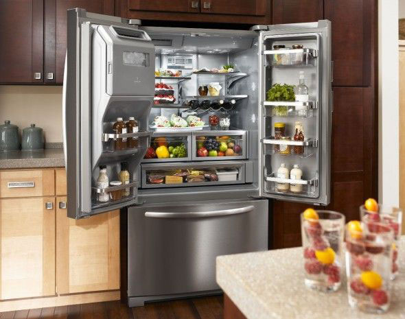 Фото холодильник в интерьере